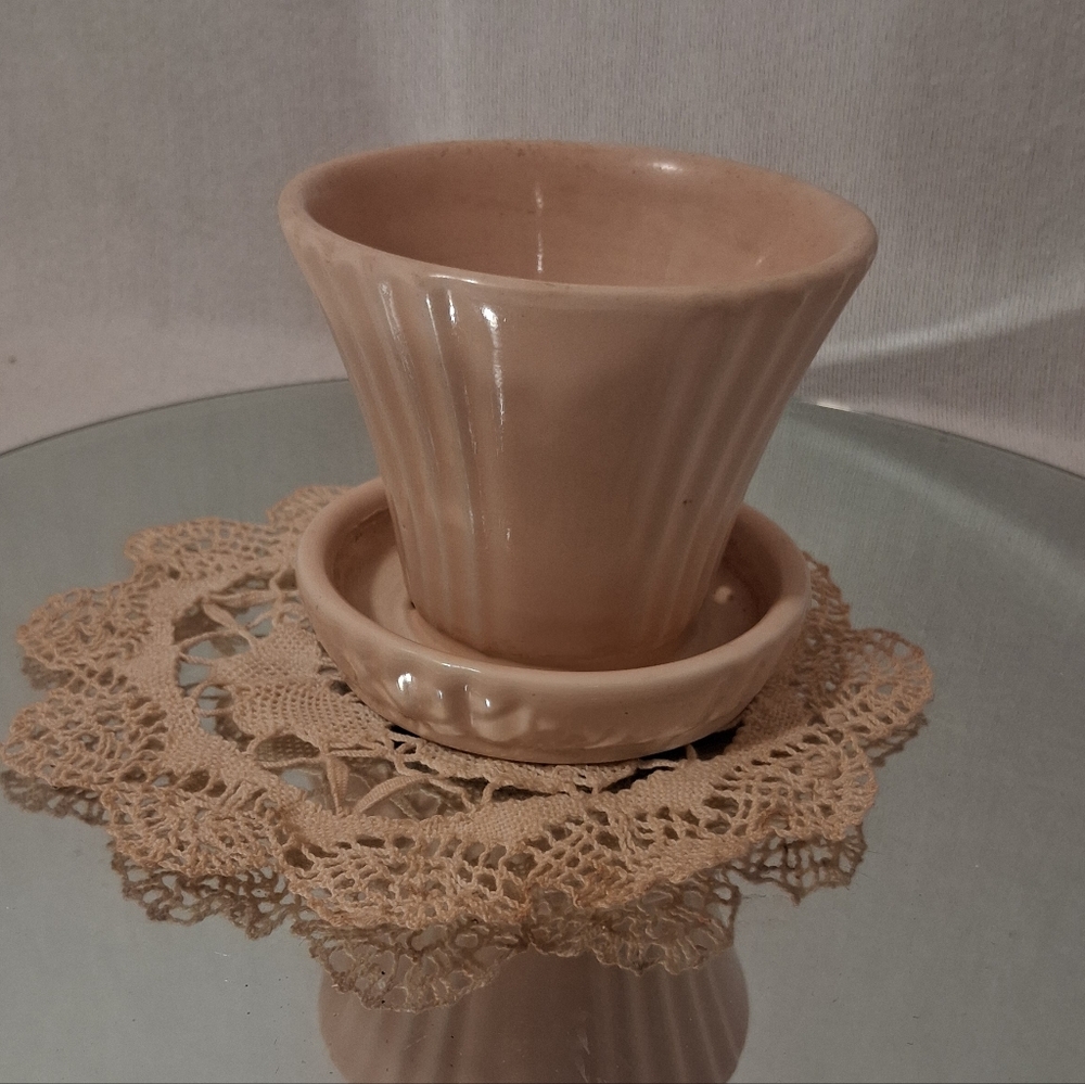 Abingdon USA Pottery Pink Ceramic Planter